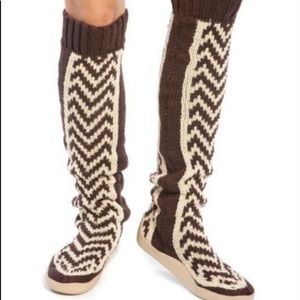Gypsyz by Gypsy 05 Tall Sweater boot. Size 8.